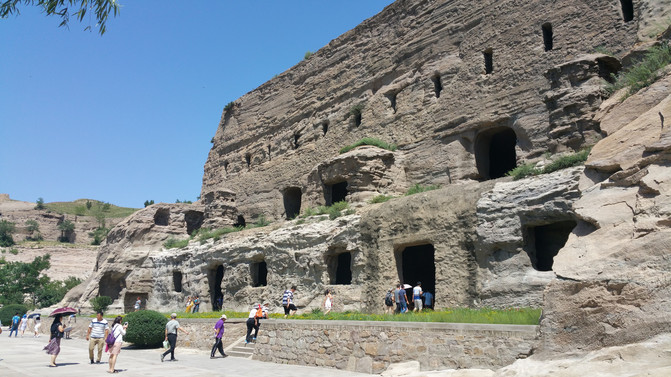 云冈石窟实时人流量分析与游客体验优化探讨