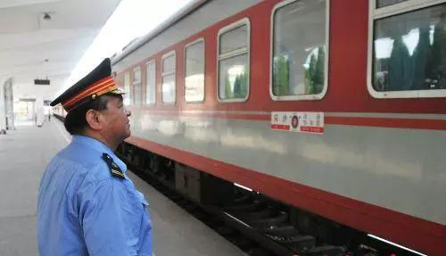 火车行驶实时查询系统，重塑出行体验的数字化力量