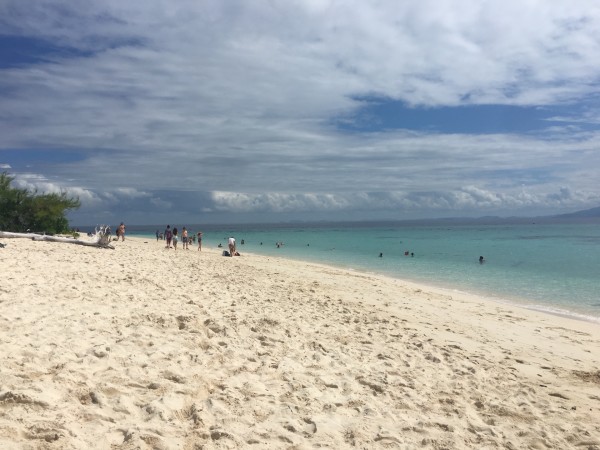 沙滩突发异响：沙滩声音mp3 