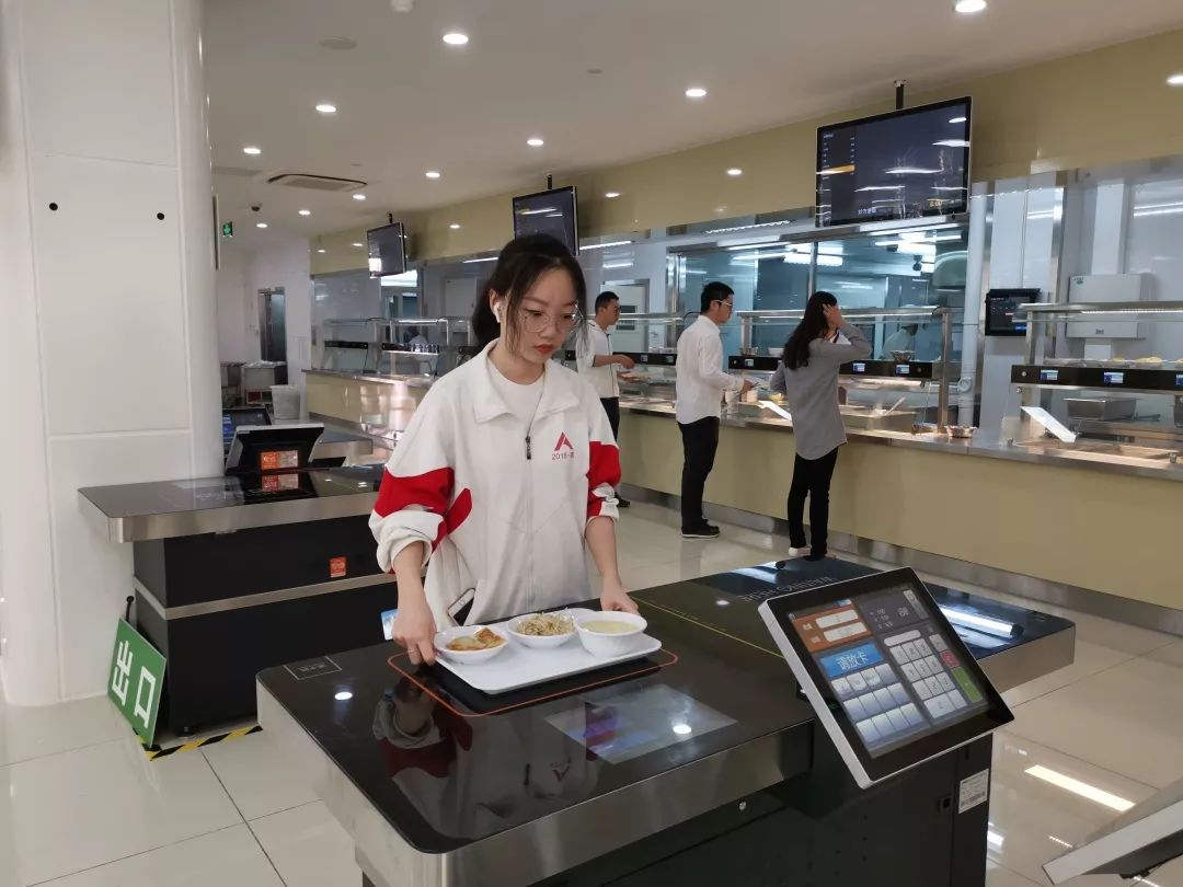 食堂高效买饭攻略，提升效率，优化用餐体验视频分享