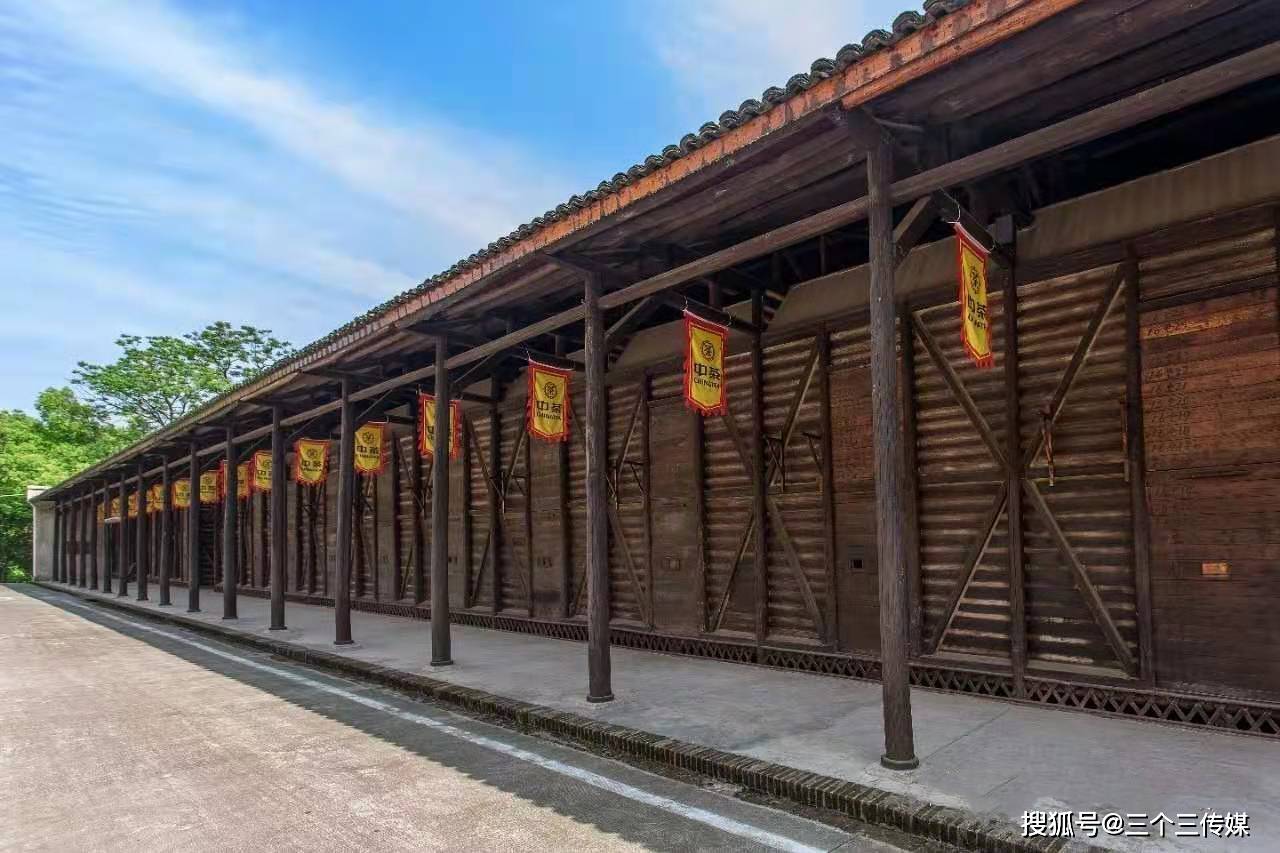 古代渡口墙体宣传图，历史的见证与文化传承的魅力