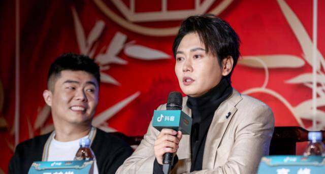 德云女孩独家揭秘，相声界的粉丝文化探秘