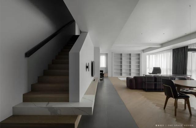 藏式独家独院楼梯灯：暗藏式楼梯 