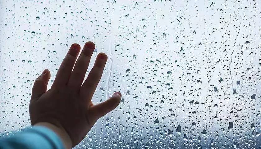 婆婆脑溢血离世,悲痛背后的警示与启示