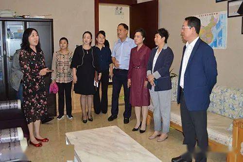 旅游会议贯彻落实：贯彻旅游法汇报 