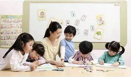 小孩上课突发火烧：学生上课发烧 