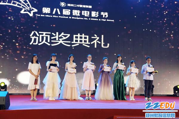 青春的独家记录：《青春记录》 