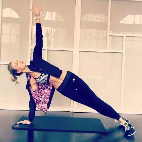 夏季健身狂欢来袭，燃烧激情，塑造完美身材！