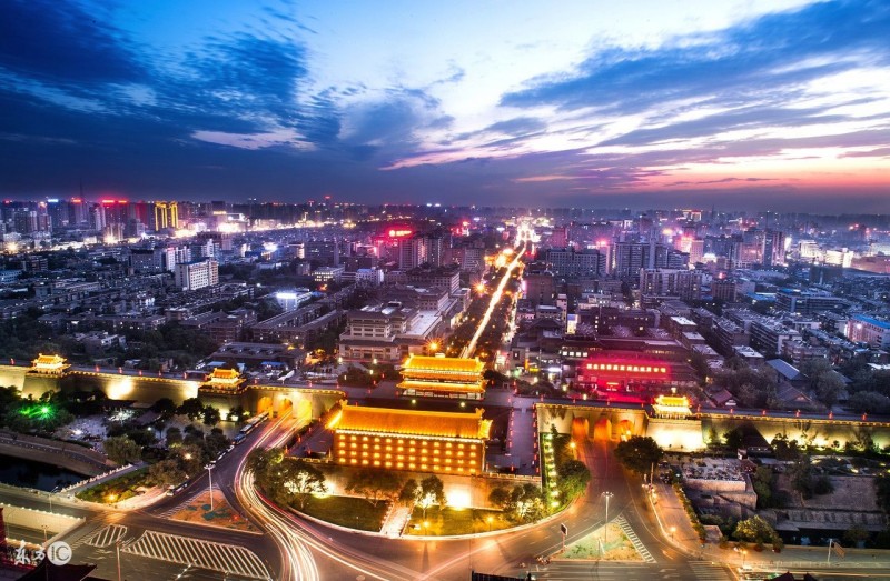 乌鲁木齐最新旅游攻略大全，带你畅游城市美景！