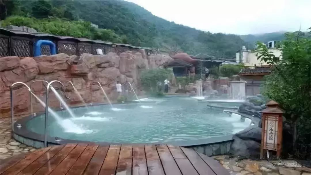 全球绝美温泉排行榜，你一定不能错过！