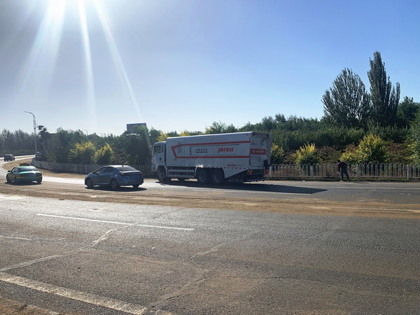 太仓油车爆炸事件最新进展，事故动态更新，紧急救援进行中