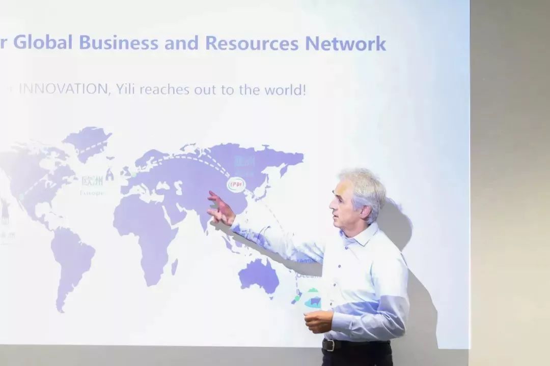 诵念主祷文的灵性之旅，探寻深层奥秘的旅程