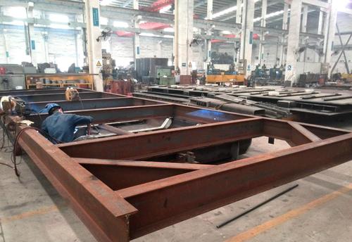 重型钢结构桥梁焊接规范：q420qd桥梁钢板焊接工艺 