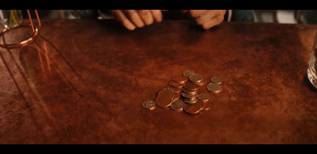 美酒咖啡交织，醉人旋律动心弦