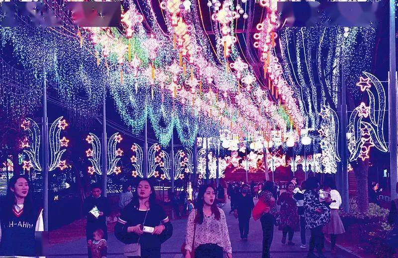 南宁夜生活璀璨明珠，前十名酒吧排名揭秘！