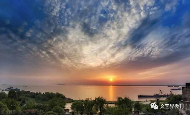 南海孤岛探秘，绝美风光与独特体验攻略