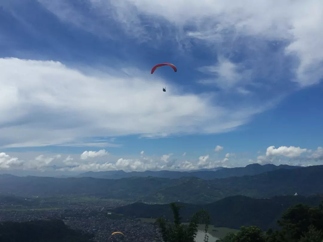 AIR励志语录，梦想翱翔与坚韧的力量