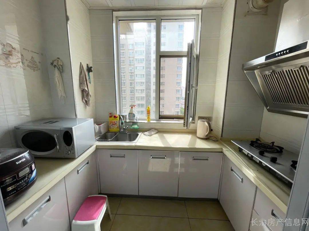 秦皇岛海港最新消息，今日热点新闻头条