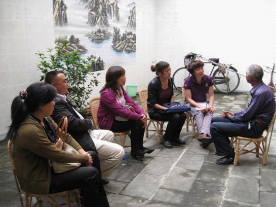 失独家庭认亲，重建温馨家园的新希望之旅