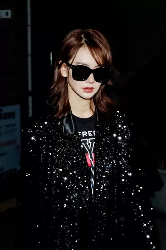 安姐今日热门时尚探索，引领潮流，不容错过的时尚视频！