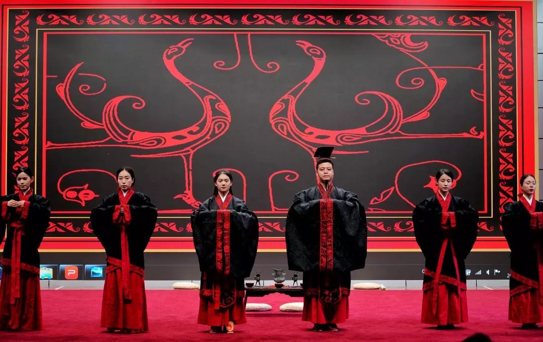 制瓷匠心传承，坚守与创新之道深度报道