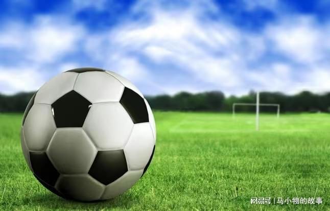 去年世界足球赛事排名回顾，各国实力比拼与精彩瞬间不容错过