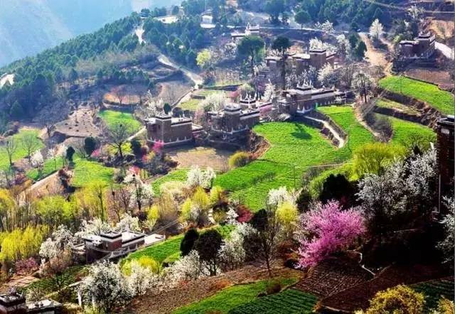 「南宁旅游攻略大揭秘，带你玩转南宁，尽享无限风光！」