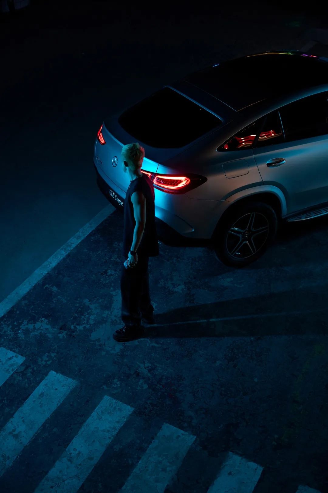 学校偷外卖现象背后的故事揭秘，深度报道揭示真相