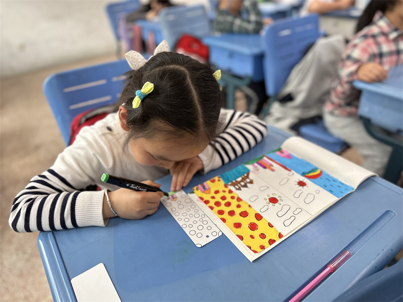 美术机构专题课，探索艺术魅力，培育创意无限