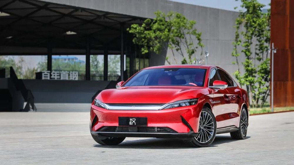 比亚迪最新动态，头条新闻速递