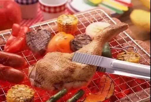 吉林烧烤魅力无限，独家推荐酒吧烧烤排名前十名！风味独特，必尝之选！