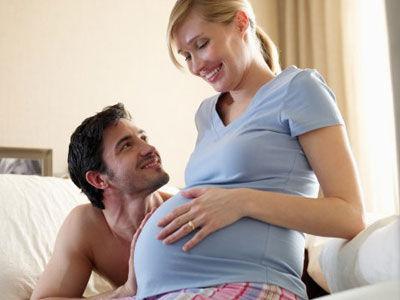 女宝宝频繁小便，原因解析、应对方法与关注要点