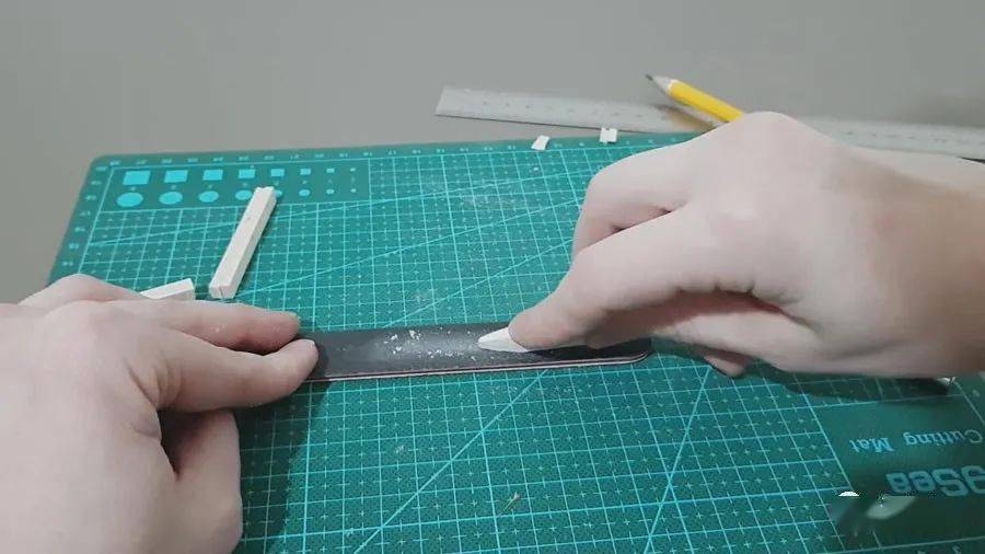 揭秘技巧，如何巧妙剪切吸管，轻松实现剪剪不断！