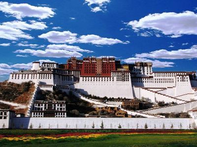 西藏拉萨独家独院房产的魅力与价值探索