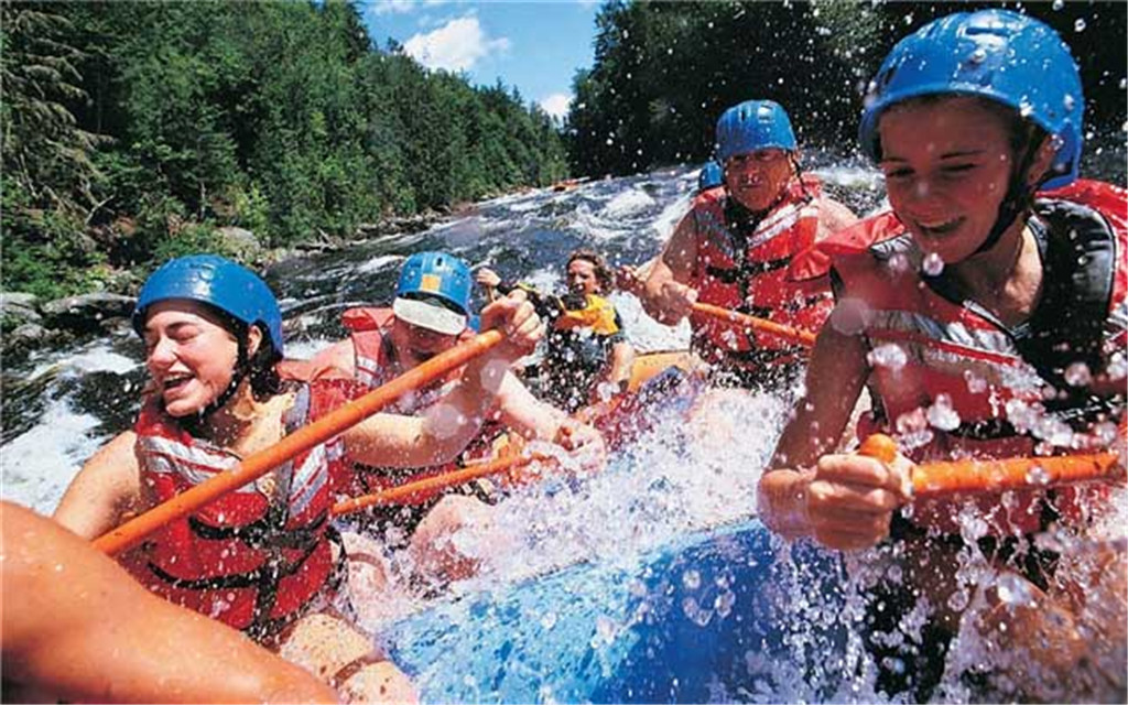 极速漂流攻略大全，玩转水上冒险，最新秘籍全解析！