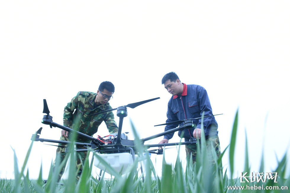 供应高效喷药机器，农业生产必备助手，提升效率助力丰收！