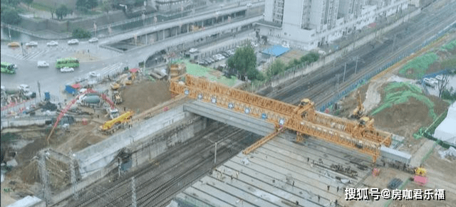 西安火车站全面介绍，位置、历史、服务一网打尽