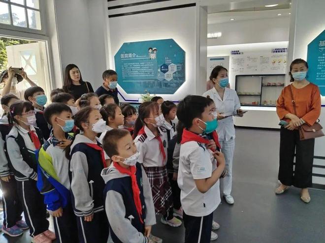 口腔医学未来探索之旅，专题讲座引领学术前沿