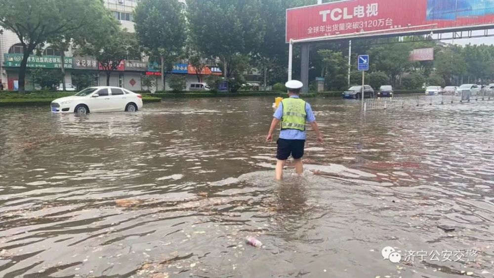 沙河交警最新动态，关注交通安全，守护群众平安之路